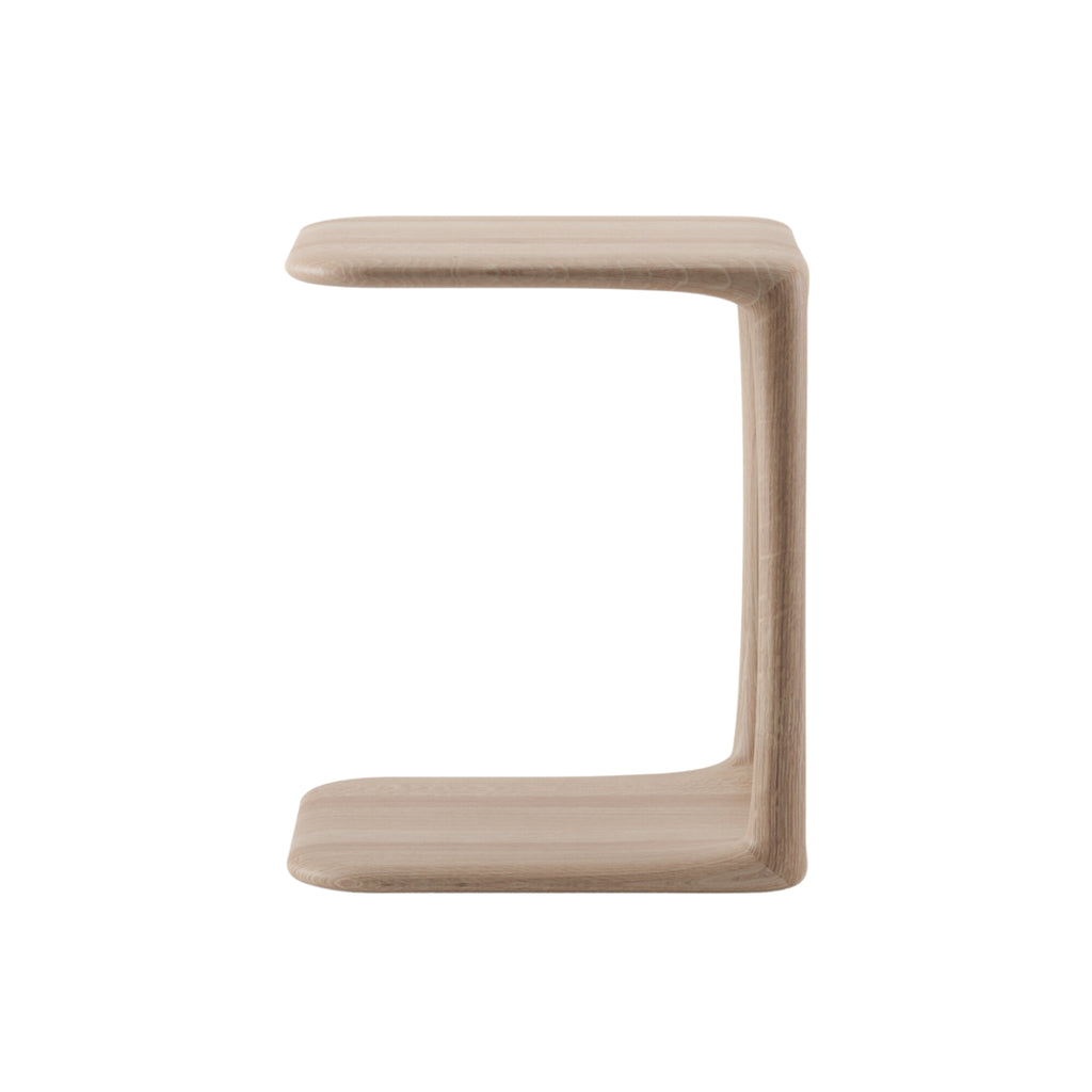 BLEND Side Table in Walnut Natural Oil - Artisan | Milola