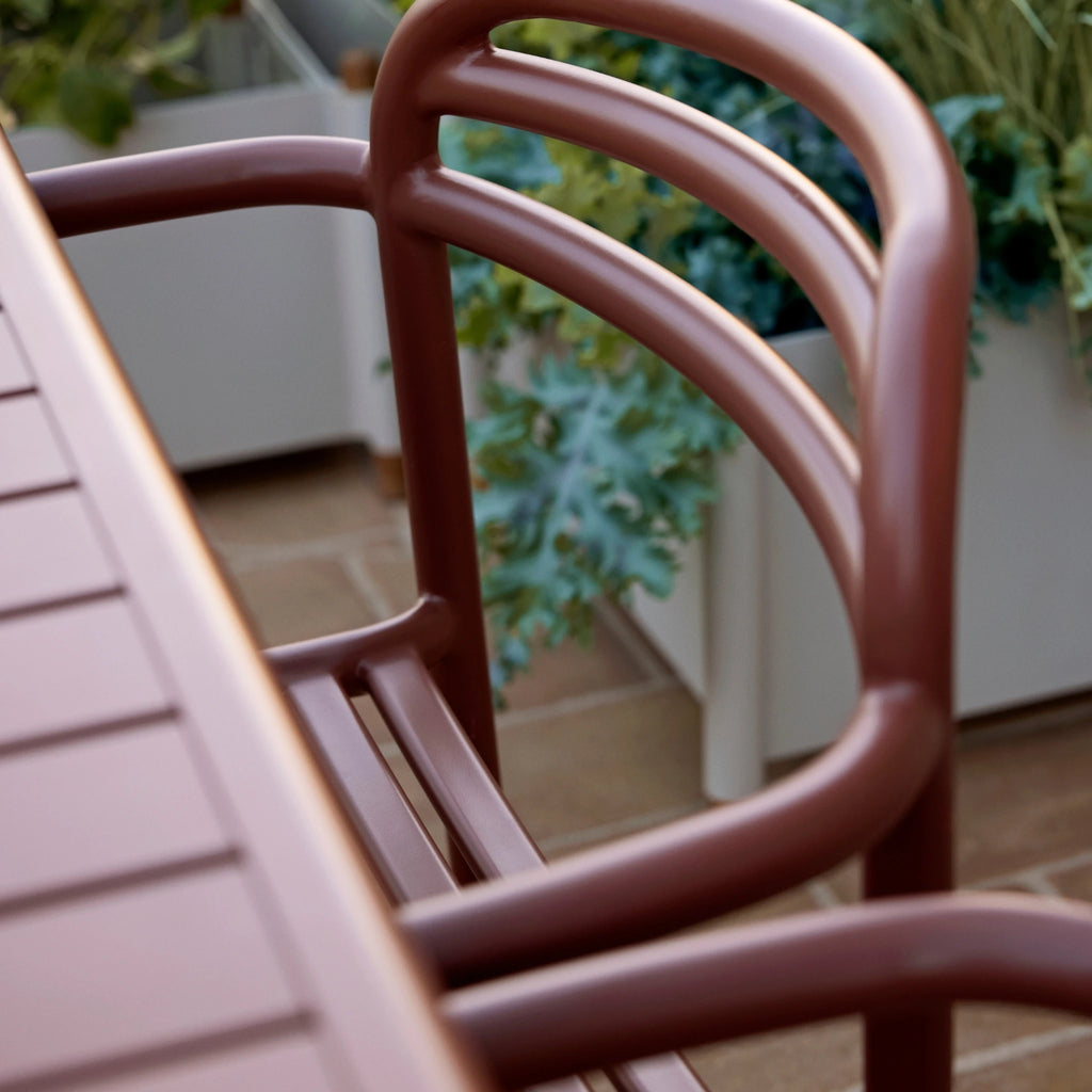 BLISS Outdoor Dining Table Set in Desert Red - Cane-Line | Milola