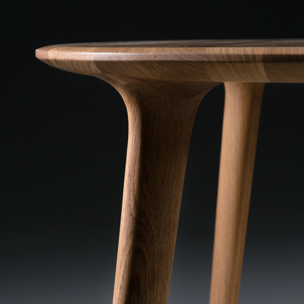 LUC Round Dining Table in Walnut Natural Oil - Artisan | Milola