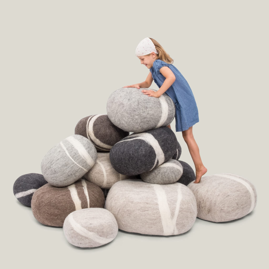 CARL Felt Pebble Pouf - Minimalist - Myfelt | Milola
